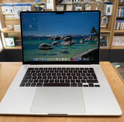 MacBook Air 15” 2024 M3